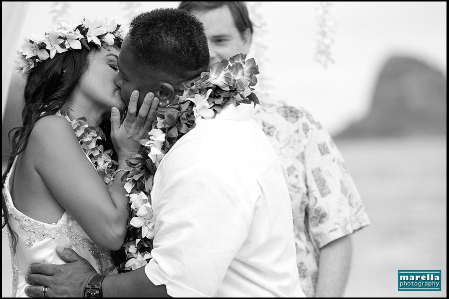 100-oahu-hawaii-wedding-photographer-marella-photography-100