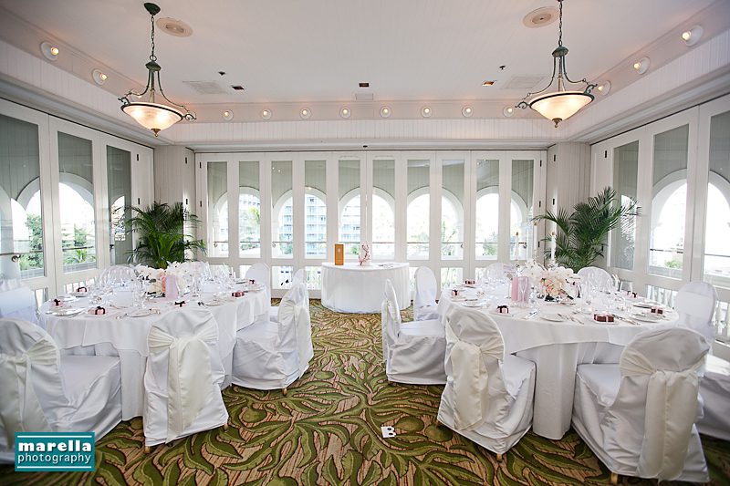 26-Steph&Grant-hawaii-wedding-photographer-oahu-marella-photography-royal-hawaiian-moana-surfrider-1001