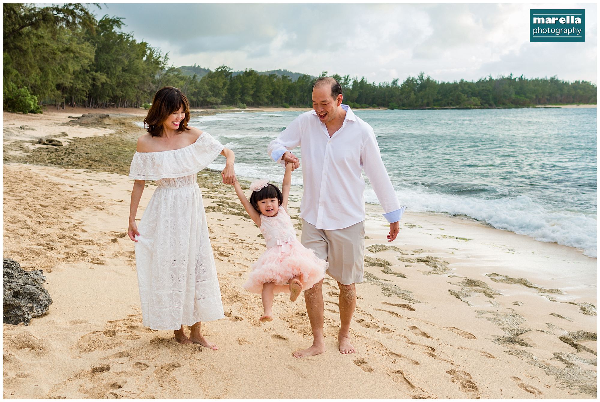 hawaii family photographer marella photography north shore turtle bay